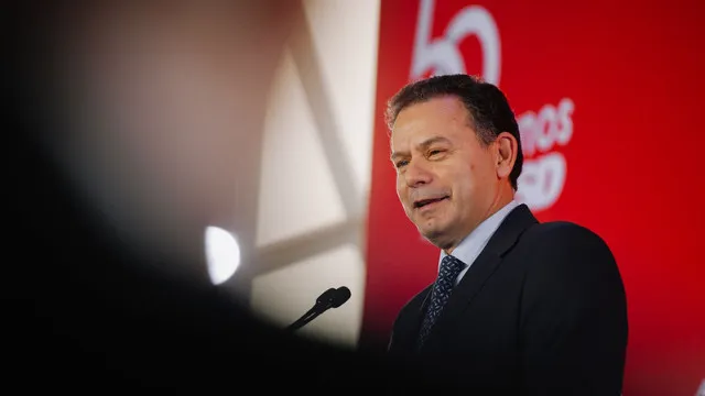 montenegro-foi-o-lider-do-psd-eleito-com-menos-votos-desde-que-ha-diretas