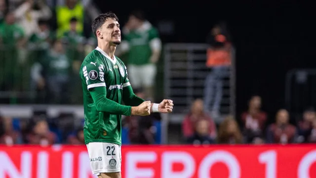 palmeiras-libera-piquerez-para-se-apresentar-a-selecao-do-uruguai