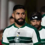 coritiba-e-bahia-fazem-duelo-direto-por-vaga-no-g-6-do-brasileirao