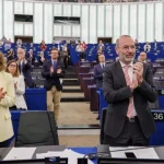 novas-regras-de-expulsao-de-migrantes-aprovadas-no-parlamento-europeu