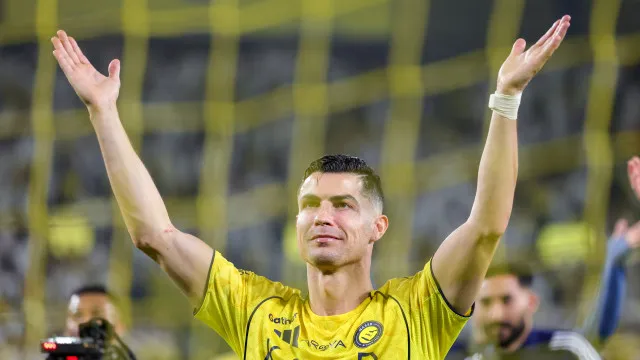 cr7-e-o-atleta-mais-bem-pago-do-mundo-pelo-4o-ano-seguido;-veja-top-10