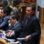 montenegro-diz-que-nao-defende-descida-da-idade-da-reforma