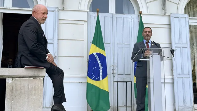 lula-responde-a-trump-e-elogia-sistema-eleitoral-brasileiro