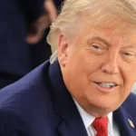 trump-protagoniza-momento-inusitado-a-entrada-de-reuniao:-“i’m-the-boss”