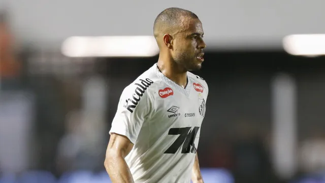 como-ze-ivaldo-e-tiquinho-ajudam-a-entender-a-situacao-de-mayke-no-santos