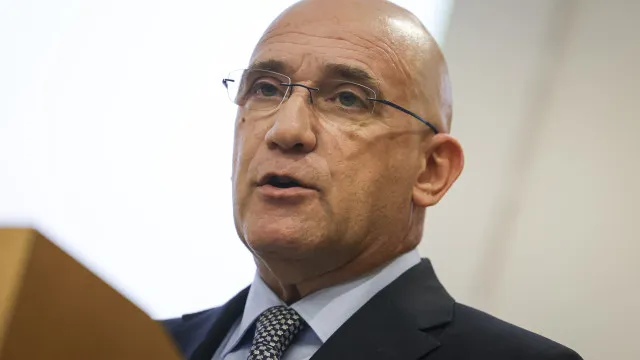 em-novas-declaracoes,-passos-recusa-explicar-criticas-(mas-deixa-elogio)