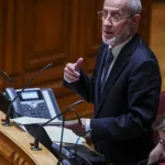 pcp-pede-esclarecimentos-a-leitao-amaro-sobre-denuncia-de-acordo-da-lusa