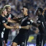 vasco-pega-o-olimpia-no-paraguai-e-pode-antecipar-vaga-na-copa-sul-americana