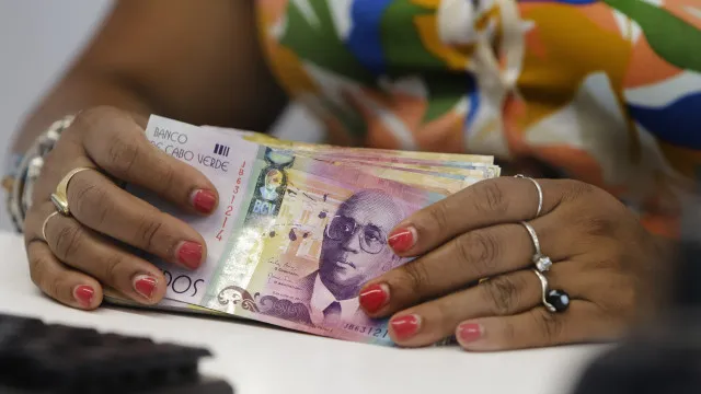 banco-central-reve-dados-das-remessas-para-cabo-verde-que-crescem-2,5%