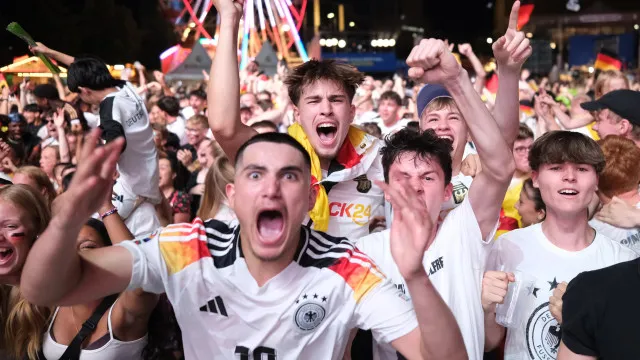 copa-noturna-e-falta-de-interesse-fazem-berlim-cancelar-fanfest
