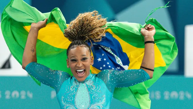rebeca-andrade-vai-a-final-do-pan-de-ginastica-em-retorno-as-competicoes