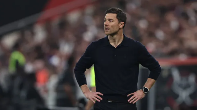 oficial:-chelsea-anuncia-xabi-alonso-como-novo-treinador