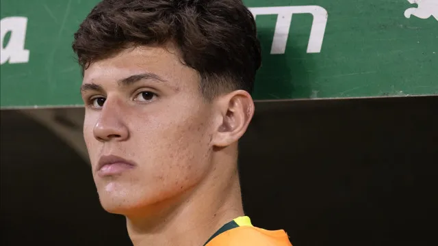 benedetti-tem-lesoes-ligamentares-no-tornozelo-e-vira-baixa-no-palmeiras