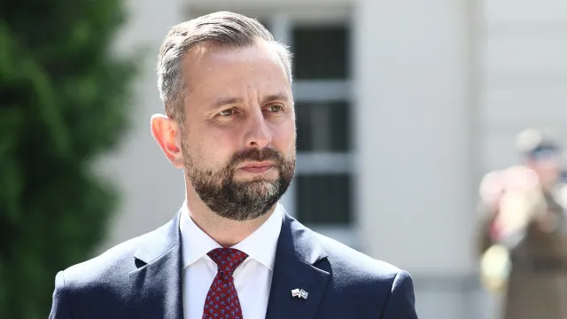 polonia-afirma-que-eua-admitem-abrir-base-militar-permanente-no-pais
