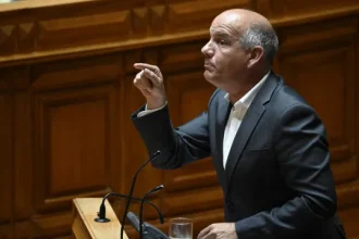 pcp-antecipa-aprovacao-da-lei-laboral-e-deixa-aviso:-“trabalhadores…”