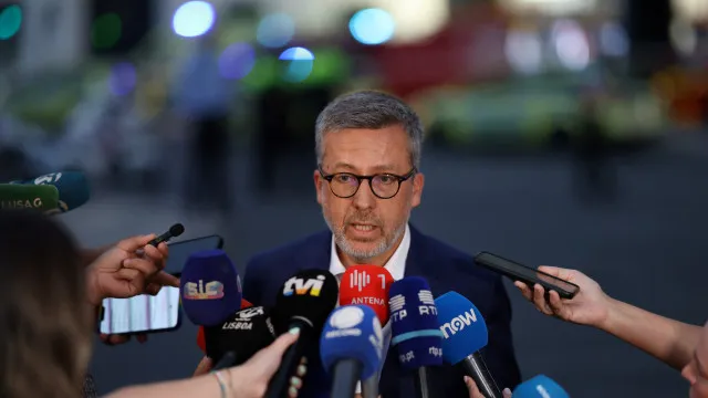 moedas-“apanhado-de-surpresa”-por-candidaturas-para-reconstrucao-de-casas