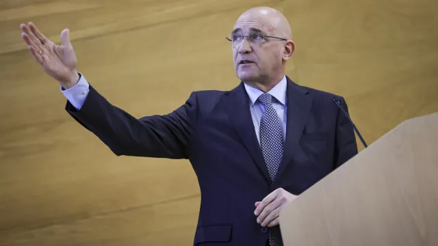 “posticos”-e-“prostitutos”.-passos-deu-recados-(com-ventura-de-camarote)