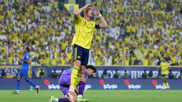 cristiano-ronaldo-chora-apos-titulo-do-al-nassr-ser-adiado;-veja