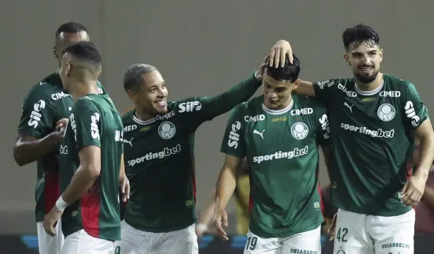 palmeiras-volta-de-belem-com-um-ponto,-um-alerta,-uma-queixa-e-um-desfalque