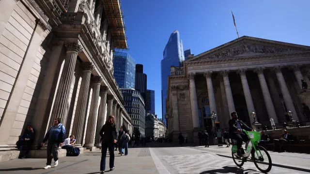banco-de-inglaterra-mantem-taxa-de-juro-diretora-do-reino-unido-nos-3,75%