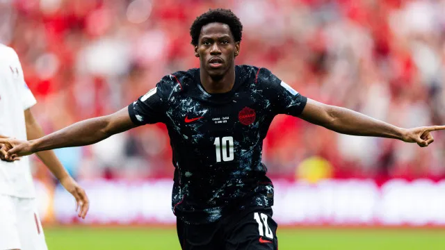 canada-atropela-catar-e-vence-pela-primeira-vez-em-uma-copa-do-mundo