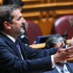 hugo-soares-acusa-chega-de-ter-tentado-“brincar-com-pensoes-a-25.a-hora”