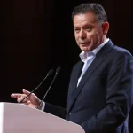 lei-laboral?-montenegro-pede-apoio-a-jsd:-“nao-se-deixem-acorrentar”