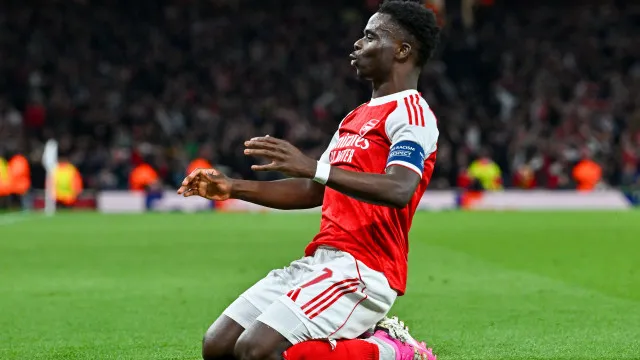 arsenal-derrota-atletico-e-volta-a-final-da-champions-league-apos-20-anos