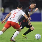 bragantino-erra-penalti,-tem-expulso-e-perde-para-river-com-gol-no-final
