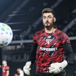 rafael-recusa-cruzeiro-e-bahia-e-ja-mira-renovacao-de-contrato-no-sao-paulo