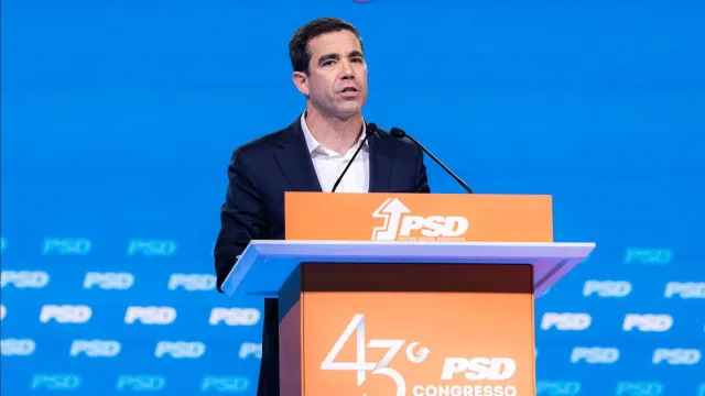 “cada-vez-que-virem-ventura-a-dancar,-ele-e-quem-vos-esta-a-tramar”