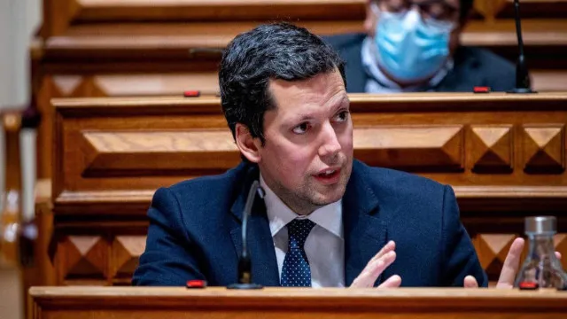 “negociar-com-o-ps-e-igual-a-negociar-com-o-chega.-partido-inconfiavel”