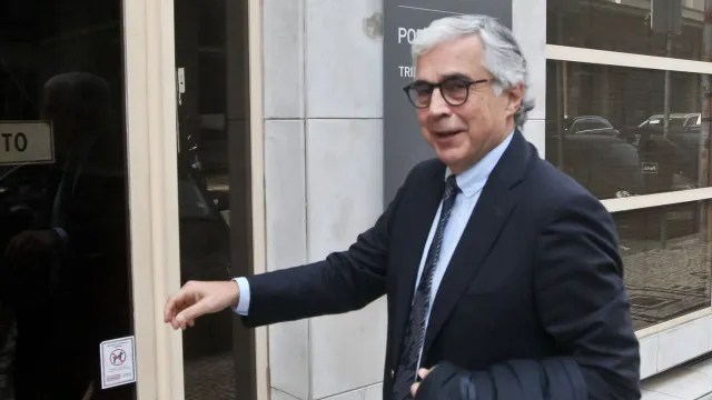 aguiar-branco-admite-comissao-de-inquerito-do-chega-a-operacao-influencer