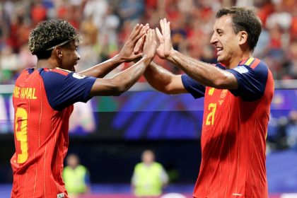 espanha-desencanta-e-vence-a-1a-na-copa-goleando-a-arabia-saudita