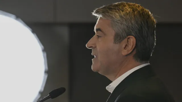 jose-luis-carneiro-defende-investimento-na-formacao-para-responder-a-ia