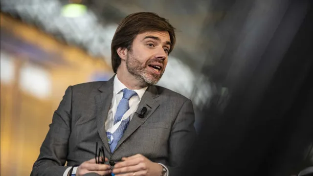 joao-almeida-acusa-ps-de-falir-o-pais-a-nivel-financeiro-e-identitario