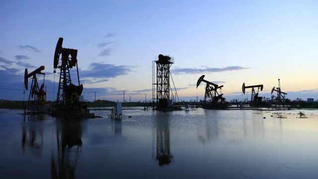 irao:-suspensas-sancoes-dos-eua-sobre-petroleo-iraniano-ate-21-de-agosto