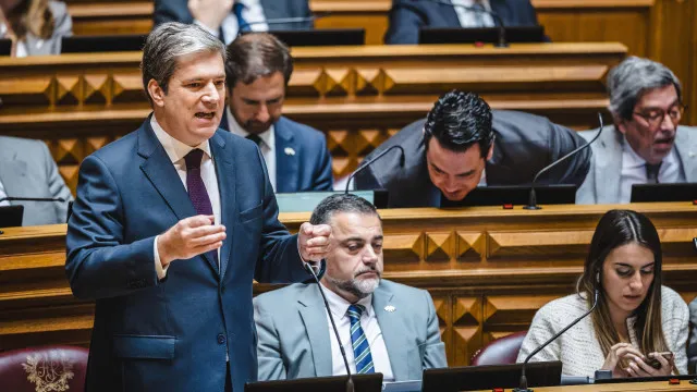 “o-cds-vai-propor-duplicar-deducoes-fiscais-a-partir-do-3.o-filho”