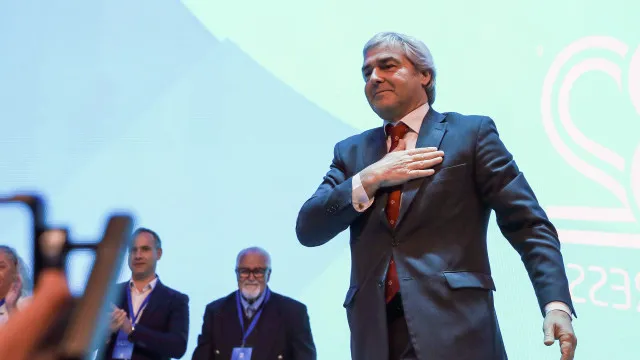 melo-rejeita-que-cds-seja-“muleta-do-psd”:-“nao-faz-sentido-nenhum”