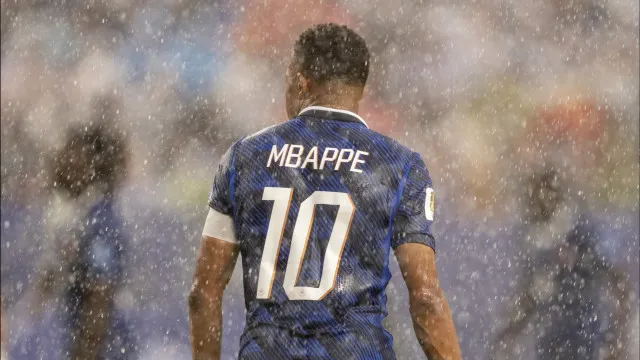 jogo-entre-franca-e-iraque-na-copa-e-suspenso-por-tempestade-nos-eua