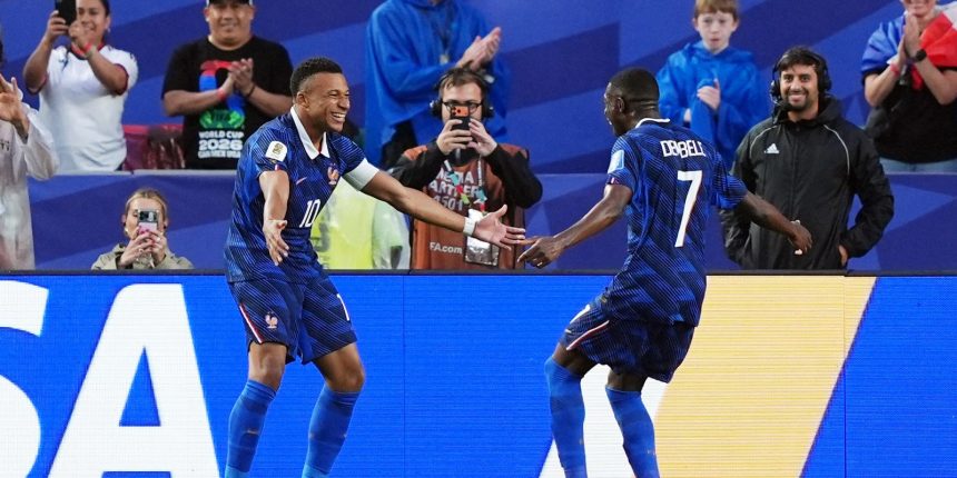 depois-de-chuva-e-pausa,-franca-de-mbappe-nao-da-chances-ao-iraque
