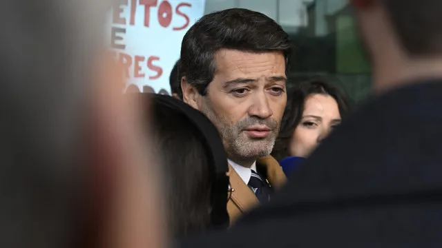 ventura-diz-que-montenegro-“desautorizou”-ministra-sobre-idade-da-reforma