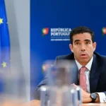 retorno-de-estrangeiros?-direita-ao-lado-do-governo,-esquerda-contra