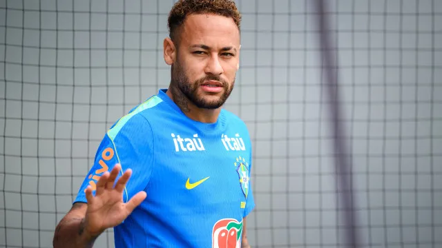 neymar-treina-sem-restricoes-com-o-grupo-pelo-segundo-dia-seguido