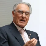 cavaco-quer-forca-para-reduzir-dependencia-de-eua.-trump-“super-erratico”