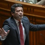 burloes-usam-imagem-de-ventura-para-pedir-apoio,-50-mil-euros:-“e-fraude”