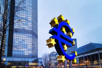 contracao-da-economia-da-zona-euro-abranda-em-junho