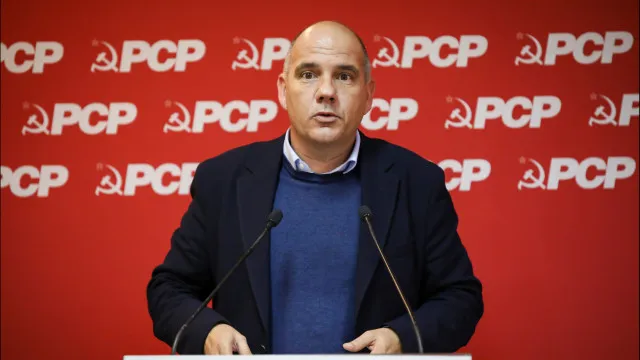 paulo-raimundo-faz-apelo:-“e-possivel-mandar-ao-chao-este-pacote-laboral”