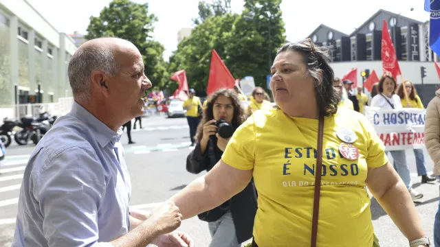 paulo-raimundo-diz-que-pcp-lembrou-carlos-brito-de-“forma-sobria”