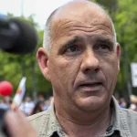 governo-deve-“retirar-o-pacote-laboral”-e-poupar-pais-a-greve-geral
